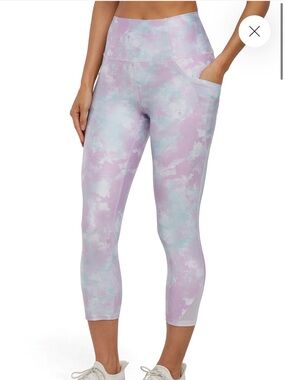 Marika Jenny Side Pocket Mid Calf Capri - White Hazy Glow, Size L